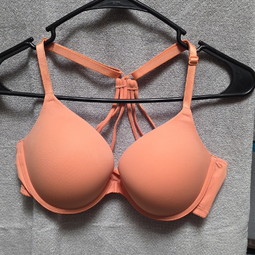 PINK Victoria's Secret Peach Strappy Bra